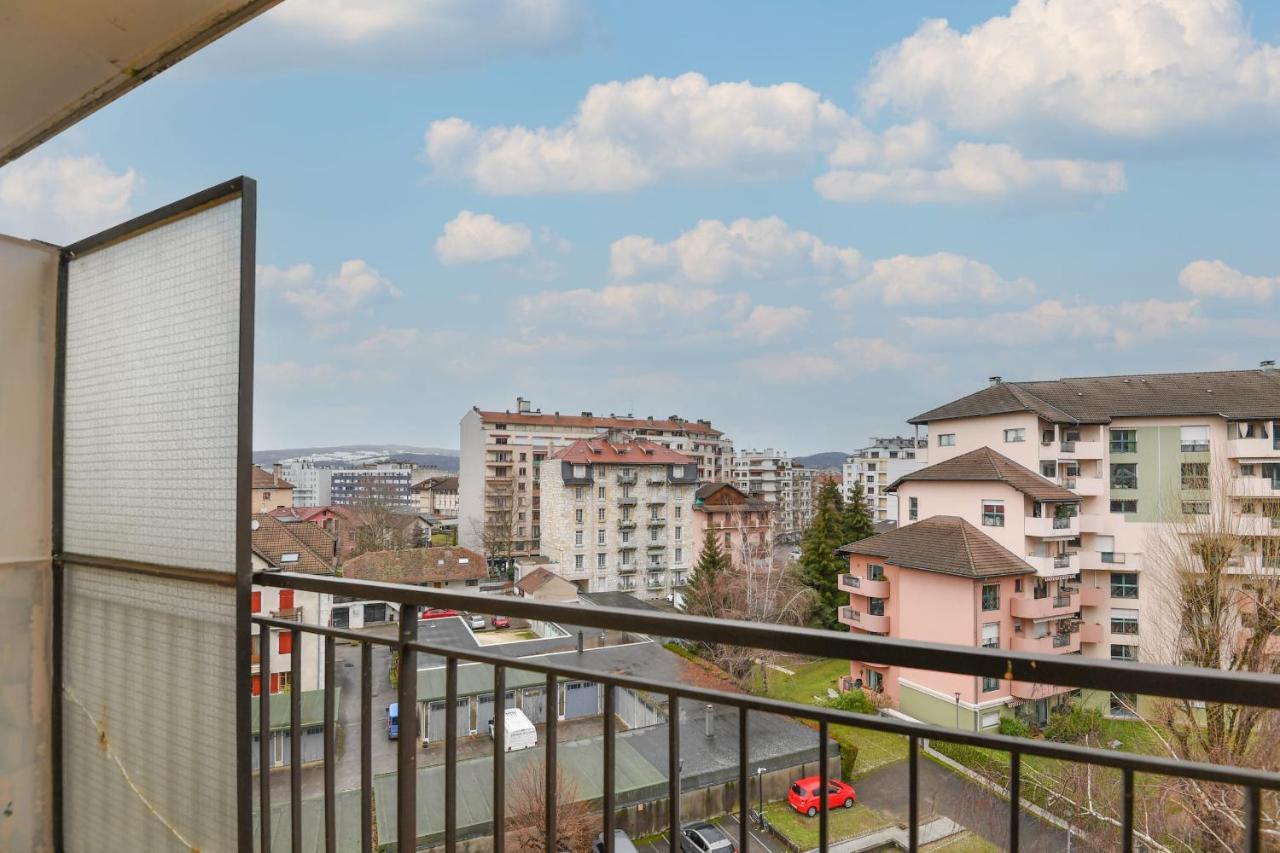 Nice Apartment With Balcony Very Close To The City Center Annecy Kültér fotó