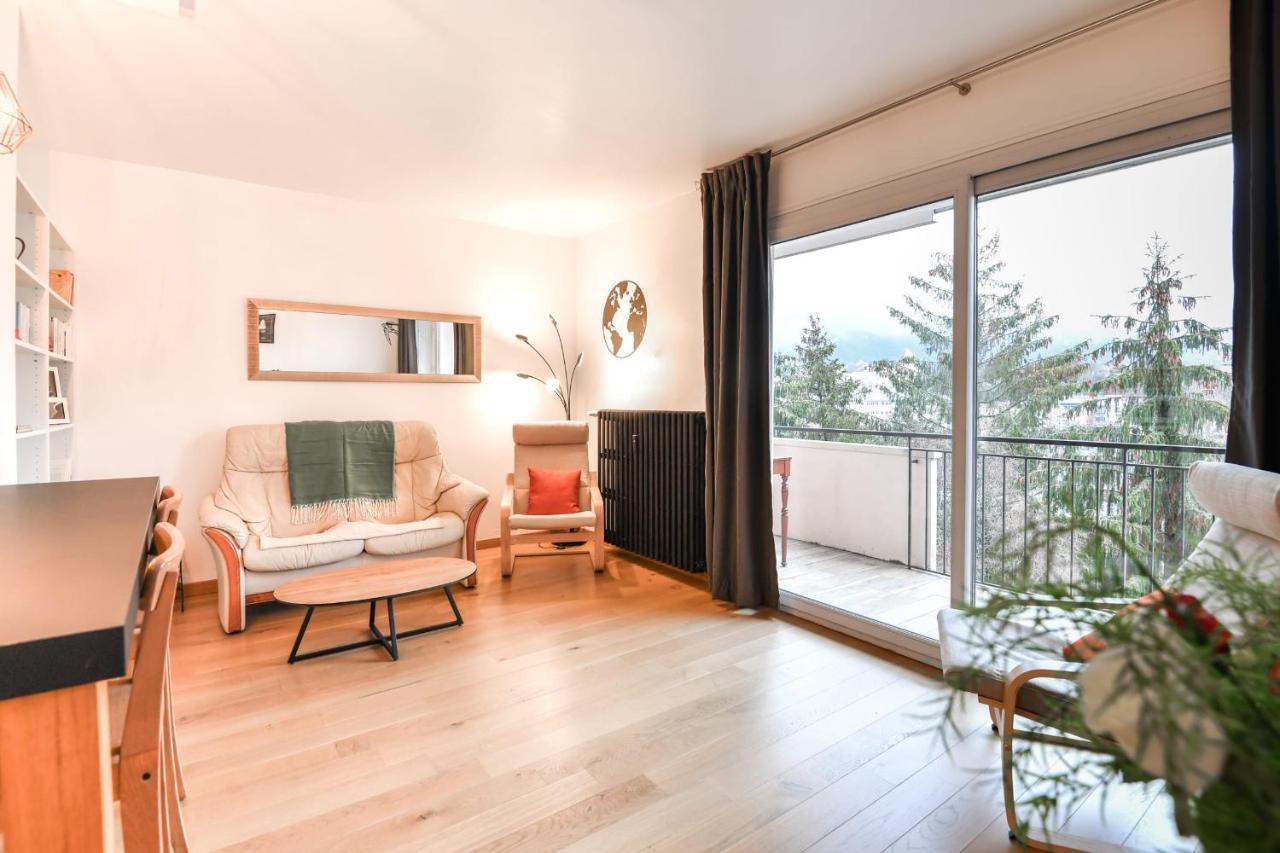 Nice Apartment With Balcony Very Close To The City Center Annecy Kültér fotó
