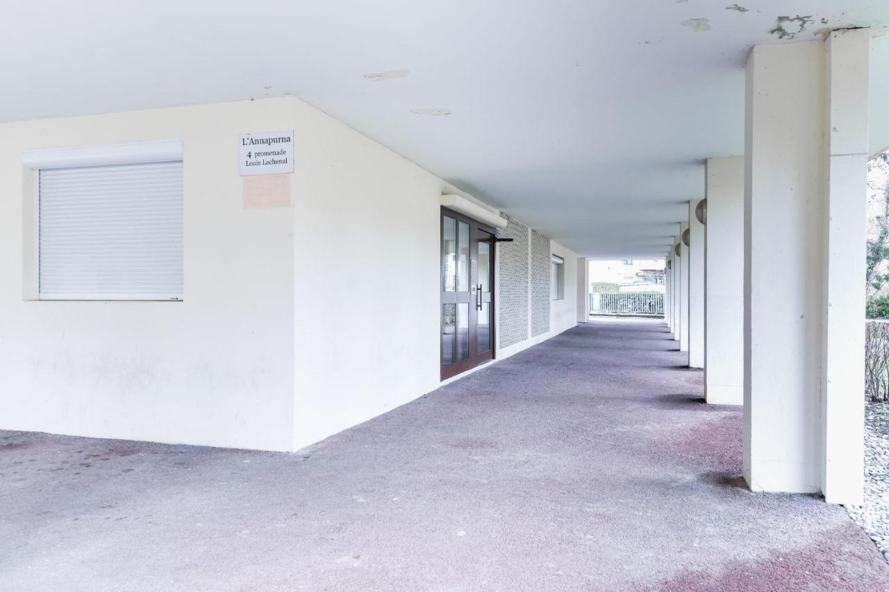Nice Apartment With Balcony Very Close To The City Center Annecy Kültér fotó