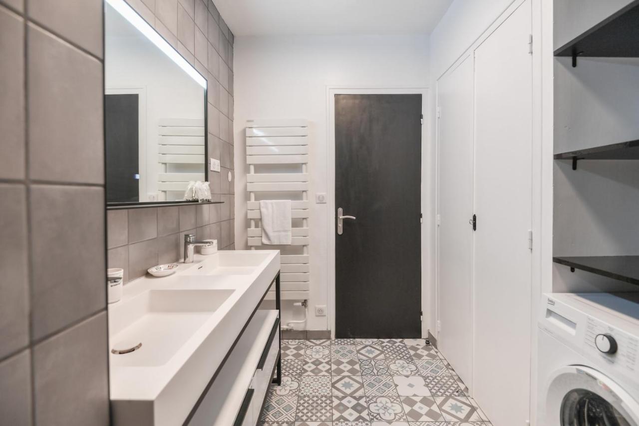 Nice Apartment With Balcony Very Close To The City Center Annecy Kültér fotó