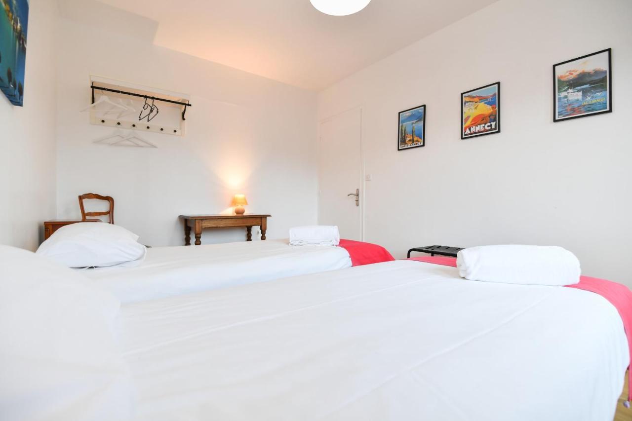 Nice Apartment With Balcony Very Close To The City Center Annecy Kültér fotó